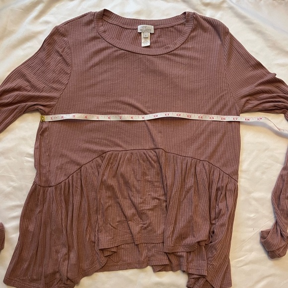 West of Melrose size medium blush ribbed long sleeve shirt - Picture 7 of 8